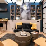 Charming Artist Studio In Le Marais