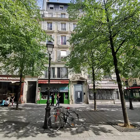 Apartment Charming Artist In Le Marais